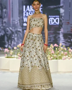 Aasma Off White Embroidered Choli And Lehenga Set