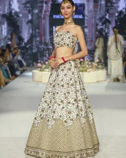 Aasma Off White Embroidered Choli And Lehenga Set