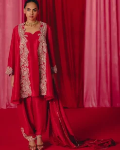 Adhira Kurta Set