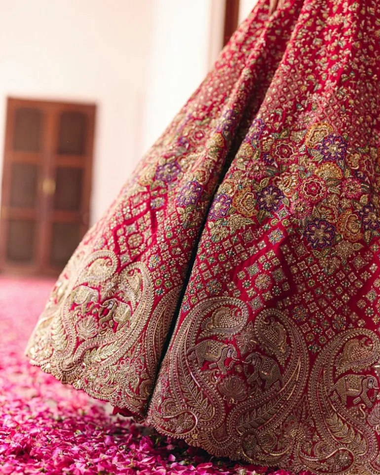 Aeindri Lehenga Set