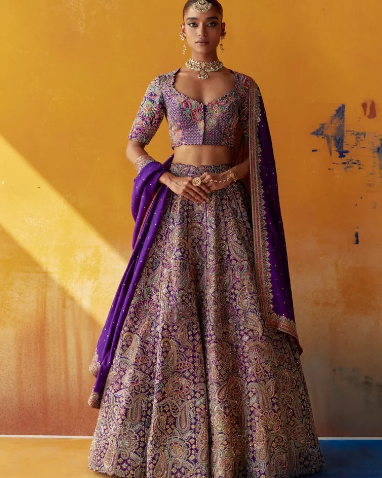 Aindri Lehenga Set