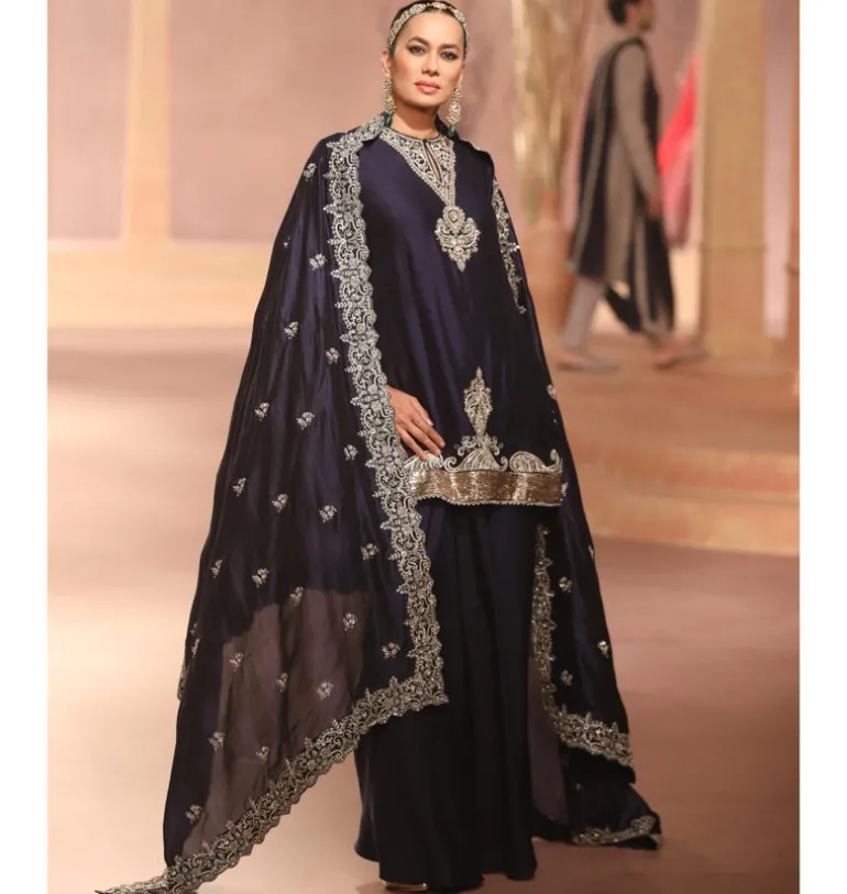 Amanaya Tunic Set