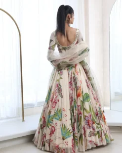 Anika Anarkali Set