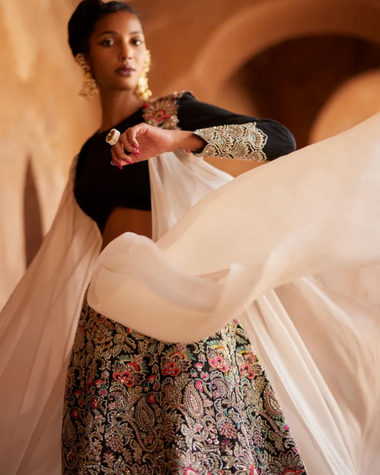 Artha Lehenga Set