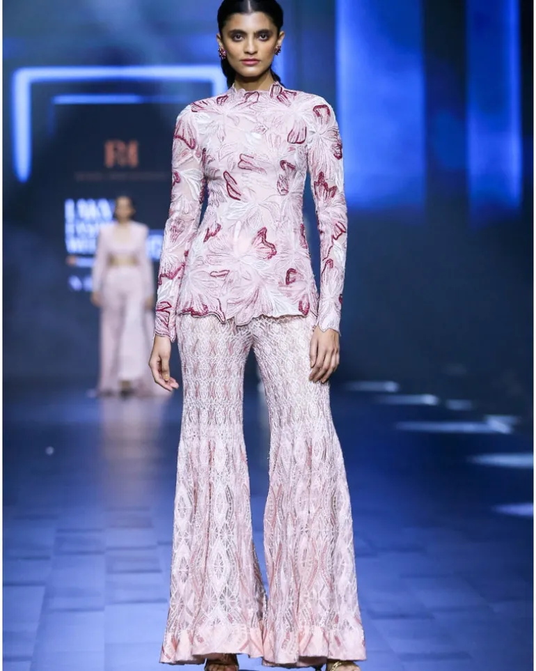 Astrabloom Kurta Set