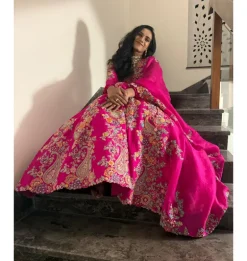 Ayoni Lehenga Set