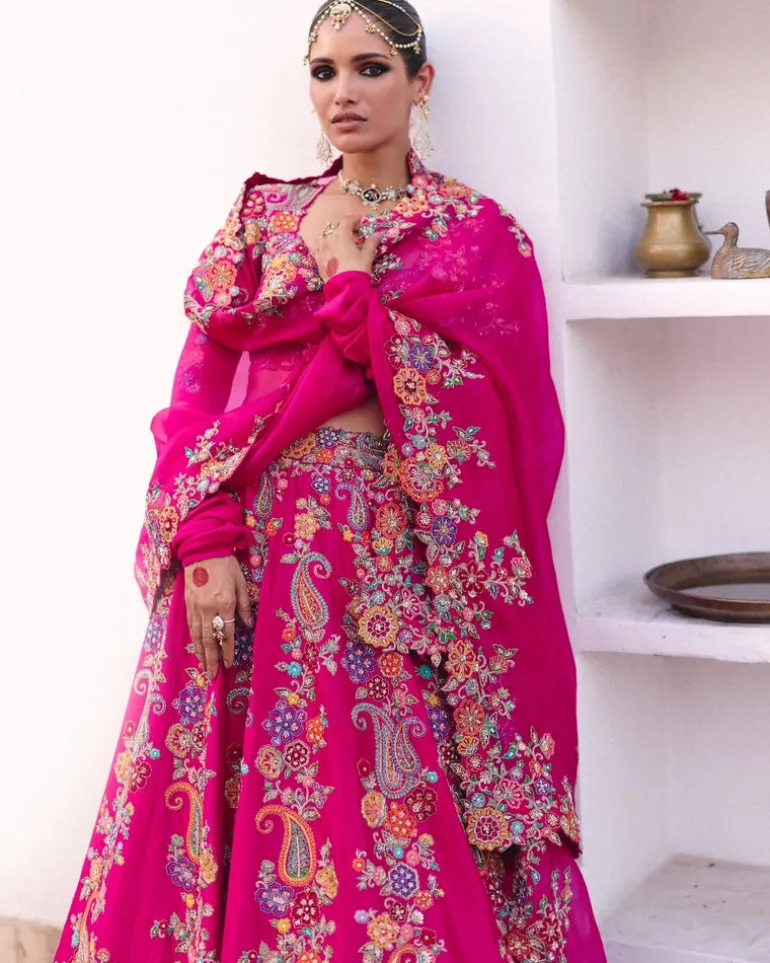 Ayoni Lehenga Set