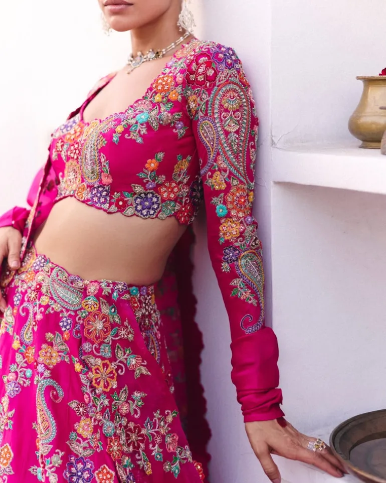 Ayoni Lehenga Set