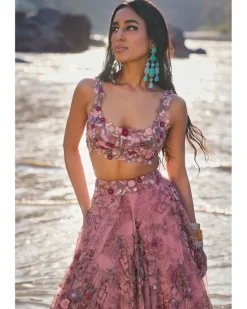 Ayzel Lehenga Set