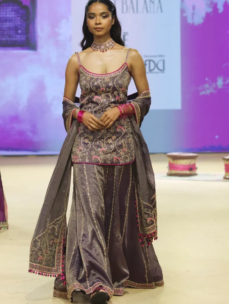 Baingani Noor Sharara Set