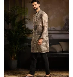 Beige With Black Printed Kurta Paired With Black Pants