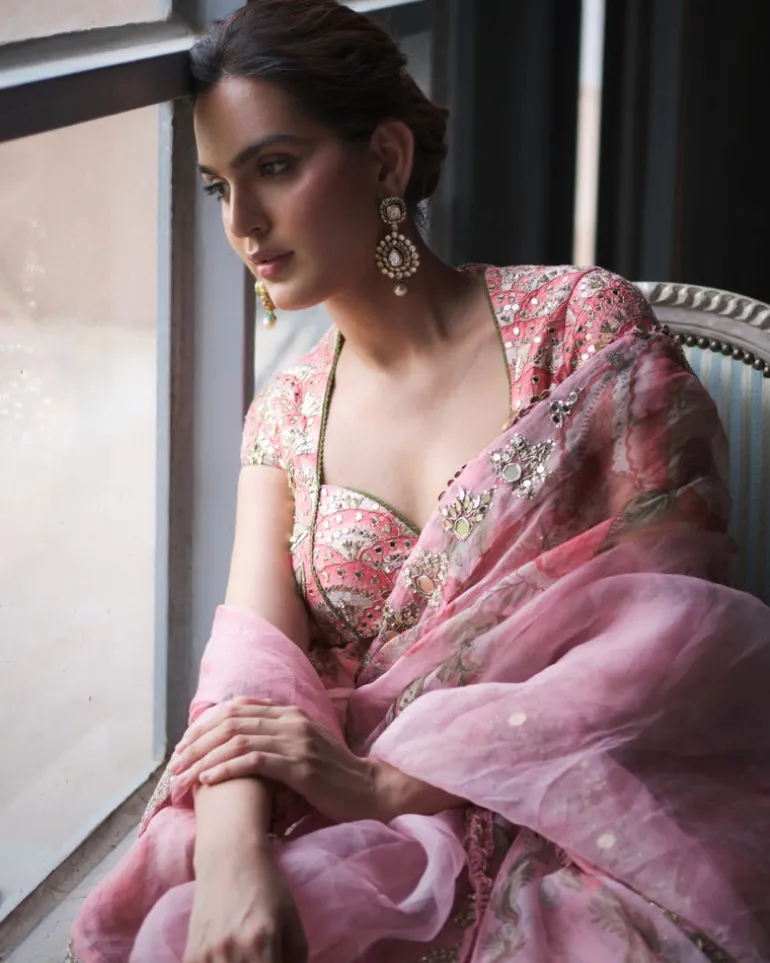 Benu Sari Set