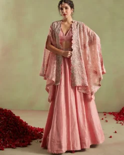 Bhuvi Cape Set