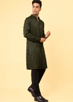 Big Braille Knotted Kurta Set