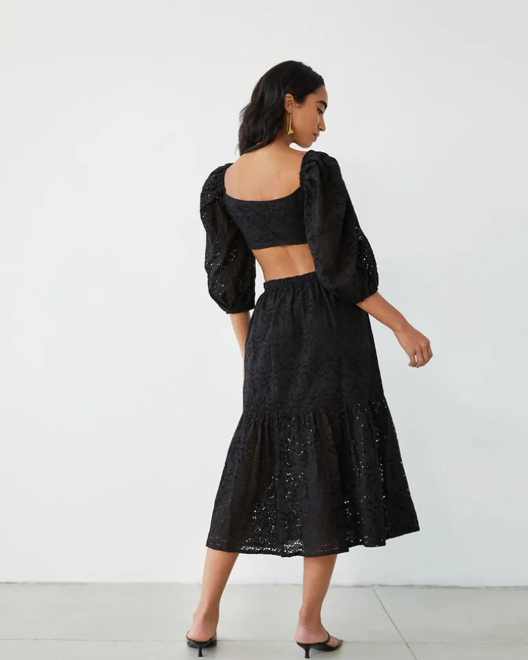 Black Eyelet Set