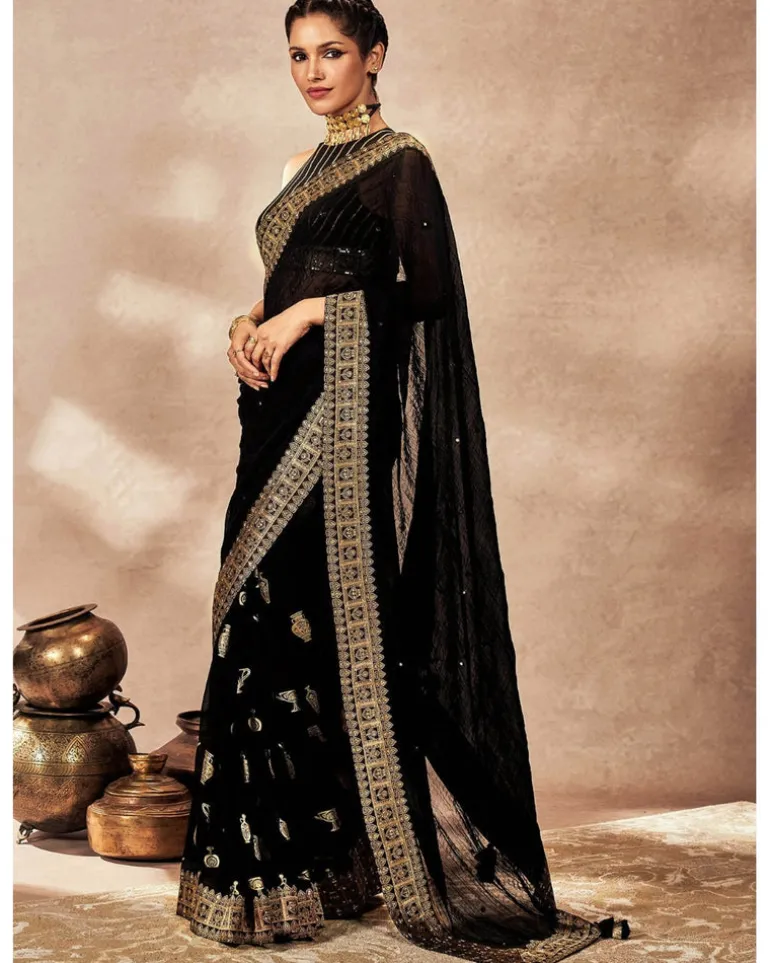 Black Potters Touch Crushed Sari Set