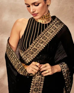 Black Potters Touch Crushed Sari Set