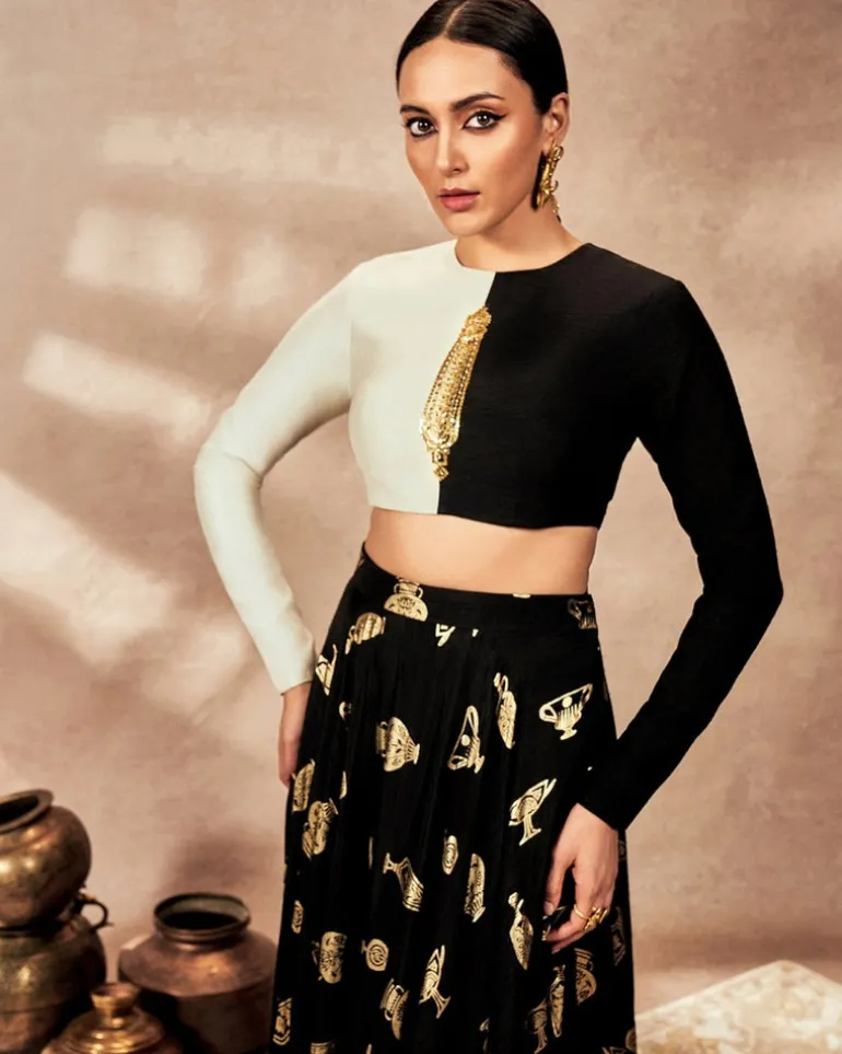 Black Potters Touch Skirt Set