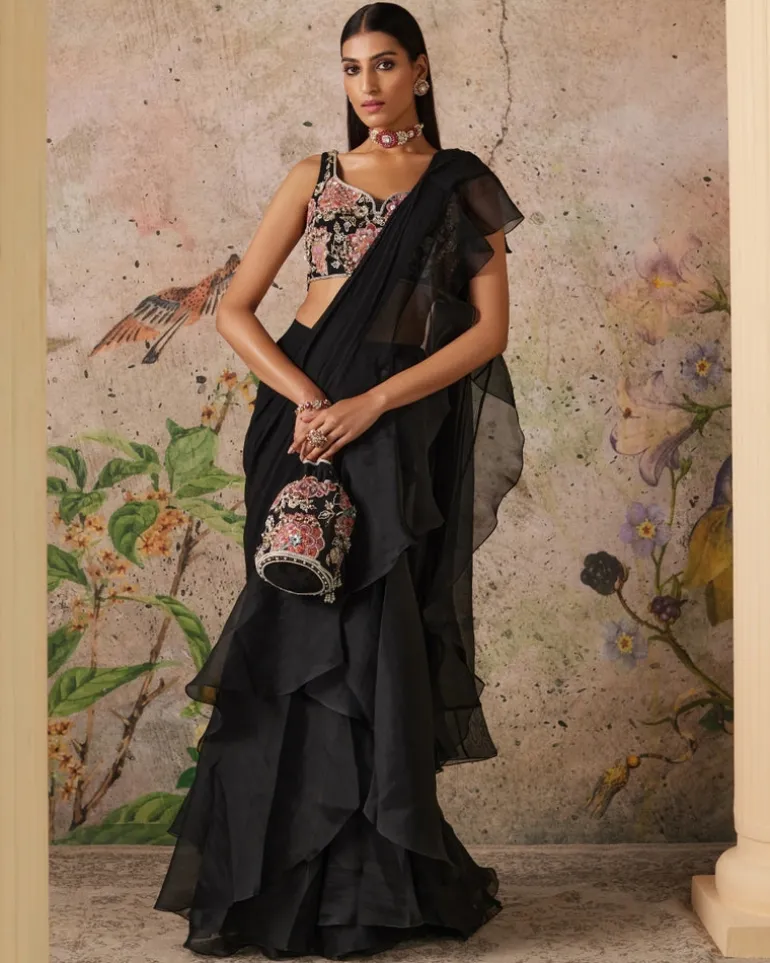 Black Solid Noir Sari Set