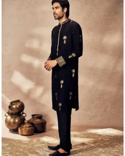 Black Traveler's Palm Jacquard Kurta