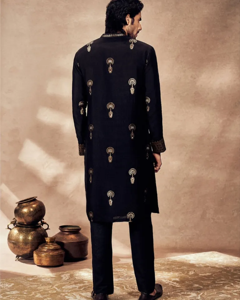 Black Traveler's Palm Jacquard Kurta