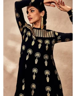 Black Traveler's Palm Tunic Set