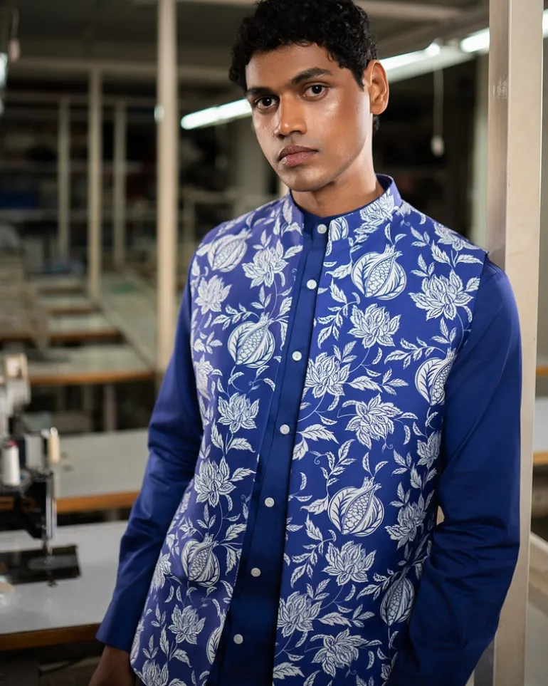 Blue Anaar Open Bandi With Matching Kurta Pajama Set