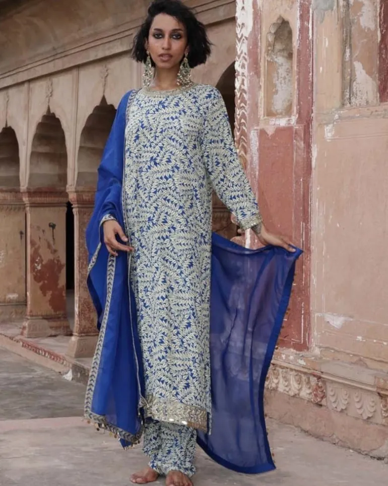 Blue Fire Print Hand Embroidered Round Neck Kurta Set