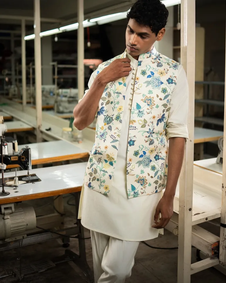 Blue Kaari Open Bandi With Matching Kurta Pajama Set