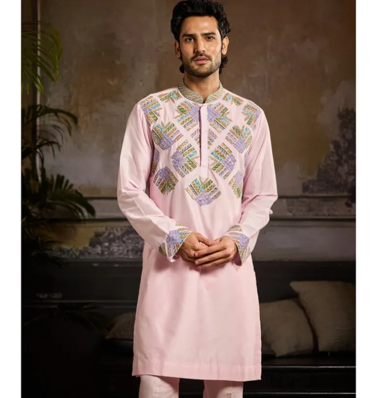 Blush Pink Cutdana & Zari Fan Butta Embroidered Kurta Paired With Blush Pink Pants