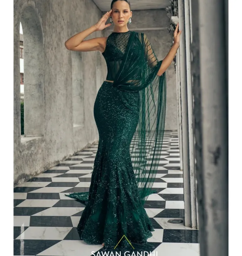 Bottle Green Fishcut Pre-Drape Sari Set