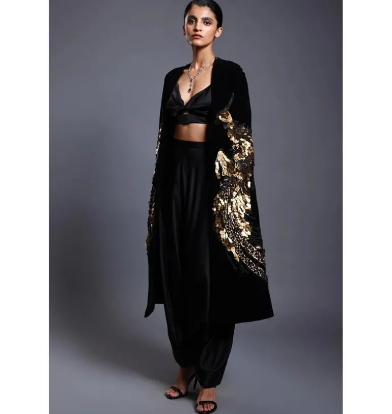 CF Black Phoenix Cape Set