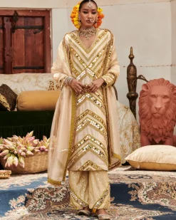 Chaand Suit Set