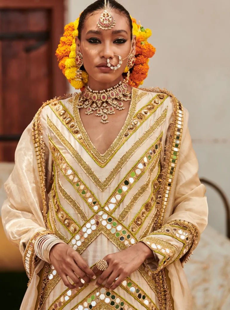 Chaand Suit Set