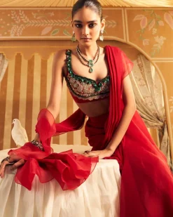 Chashm Sari Set