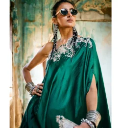 Cipla Shoulder Gota Cape Set