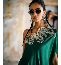 Cipla Shoulder Gota Cape Set