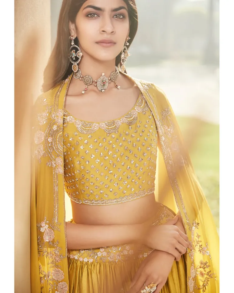 Citrus Yellow Roman Cape