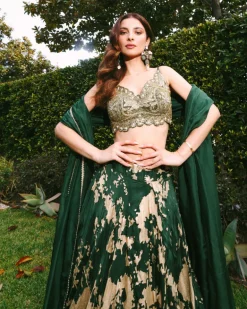 Cora Lehenga
