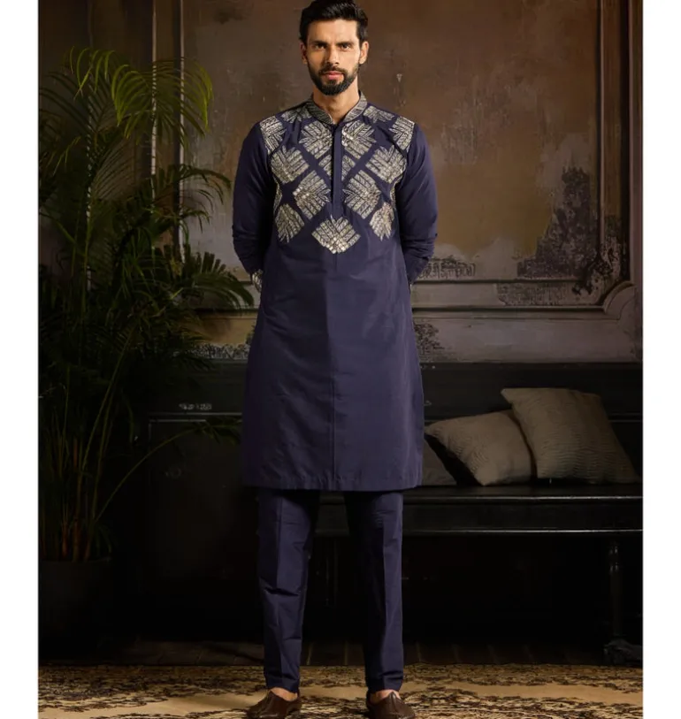 Dark Blue Cutdana & Zari Fan Butta Embroidered Kurta Paired With Dark Blue Pants