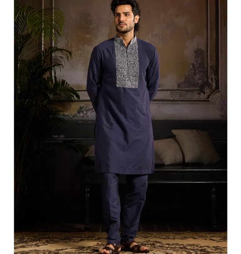 Dark Blue Silver Cutdana & Zari Yoke Embroidered Zip Detailed Kurta Paired With Dark Blue Kurta