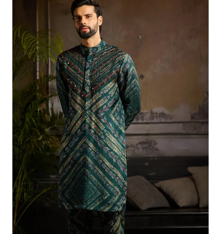 Dark Green Chevron Print & Gold Highlighted Kurta Paired With Printed Pants