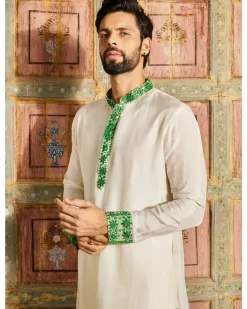 Dark Green Grid Print & Highlighted Bandi Set