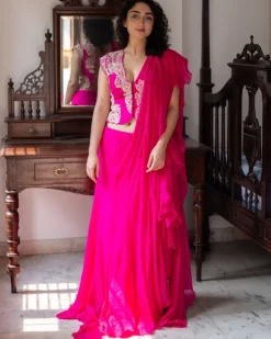 Dhanya Sari Set