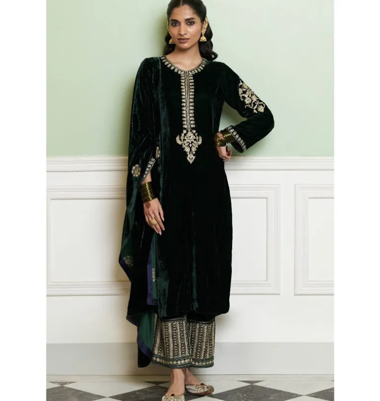 Emerald Green Embroidered Velvet Kurta Set