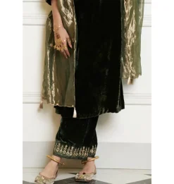 Emerald Green Embroidered Velvet Straight Kurta Set