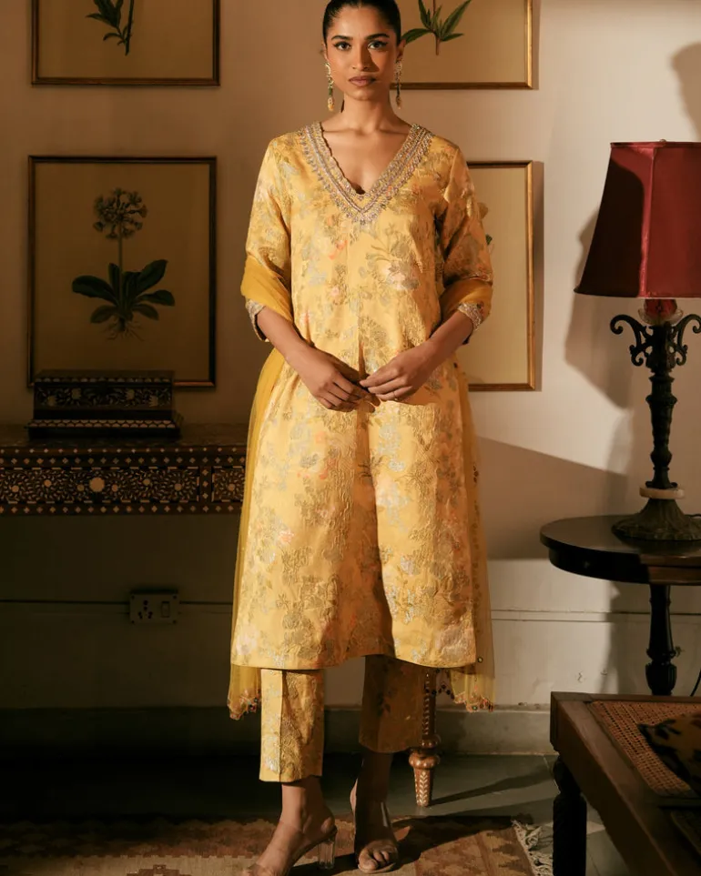 Floweret Kurta Set