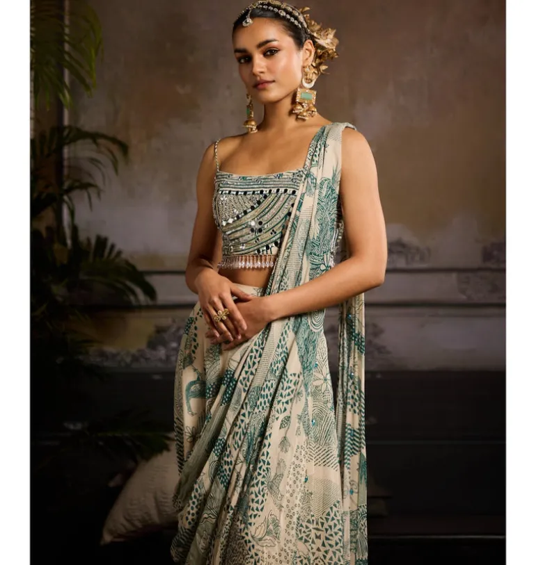 Geo Radiance Skirt Sari Set