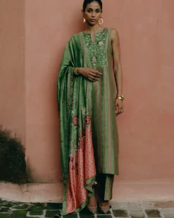 Green Printed Kurta With Ombre Dupatta Set