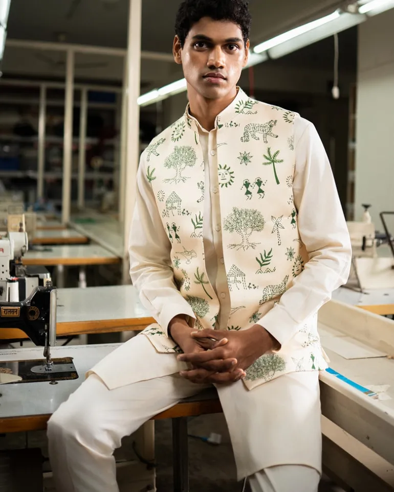 Green Vaana Open Bandi With Matching Kurta Pajama Set
